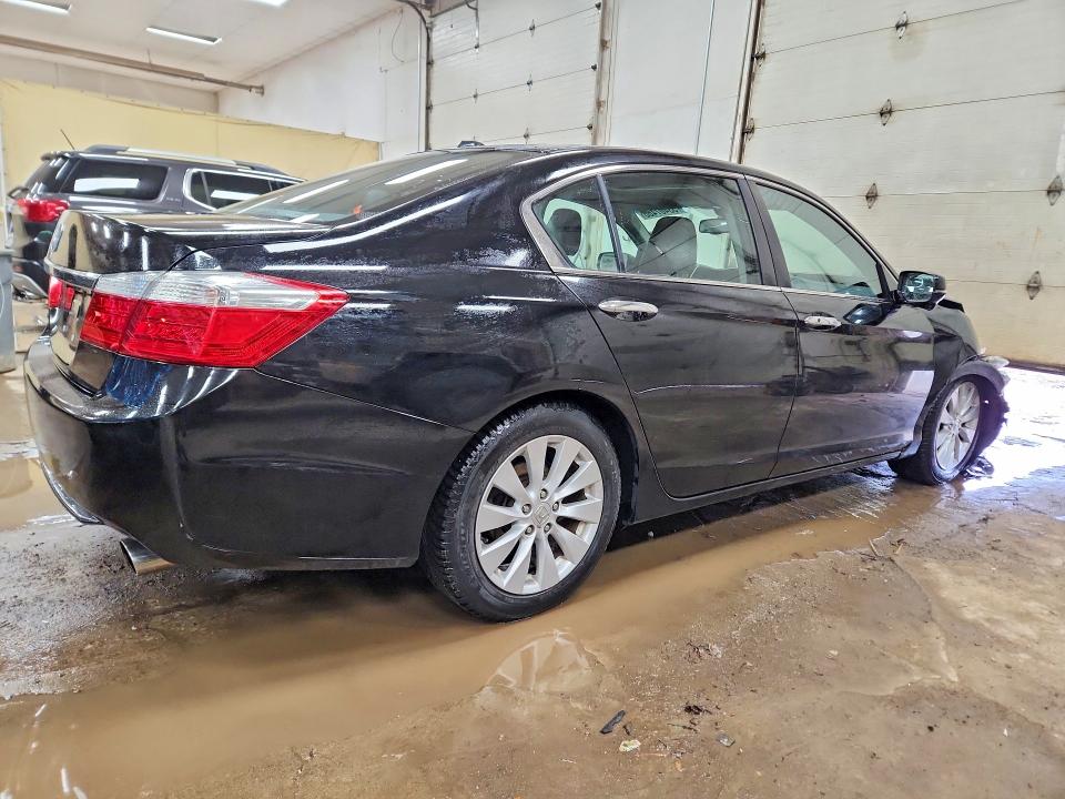 Продажа на аукционе авто 2015 Honda Accord, vin: 1HGCR2F81FA091862, номер лота: 53407466