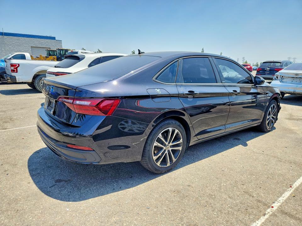 53931686 :رقم المزاد ، 3VWBM7BU6RM084371 vin ، 2024 Volkswagen Jetta مزاد بيع