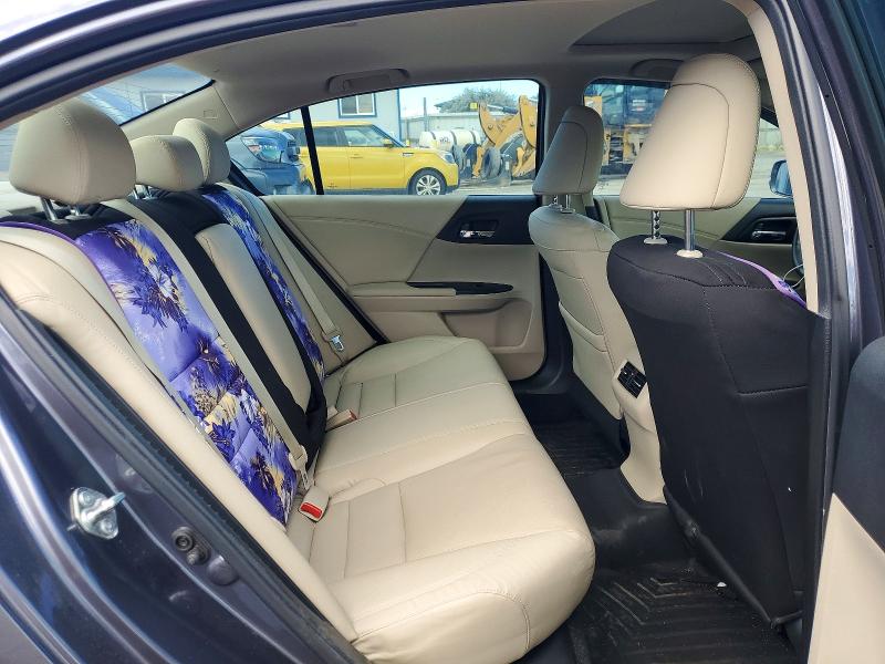 Auction sale of the 2015 Honda Accord, vin: 1HGCR6F52FA015337, lot number: 49036256