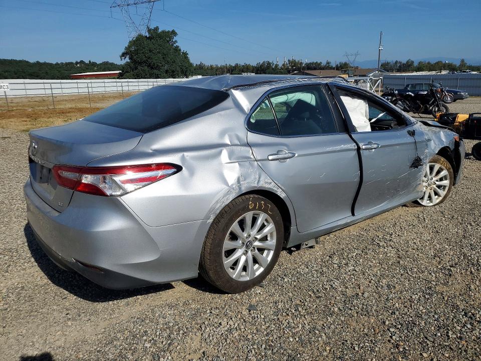 Продажа на аукционе авто 2018 Toyota Camry, vin: 4T1B11HK3JU508499, номер лота: 52876466