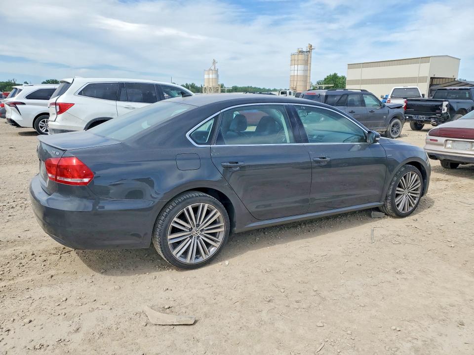 54972456 :رقم المزاد ، 1VWBT7A3XFC034761 vin ، 2015 Volkswagen Passat مزاد بيع