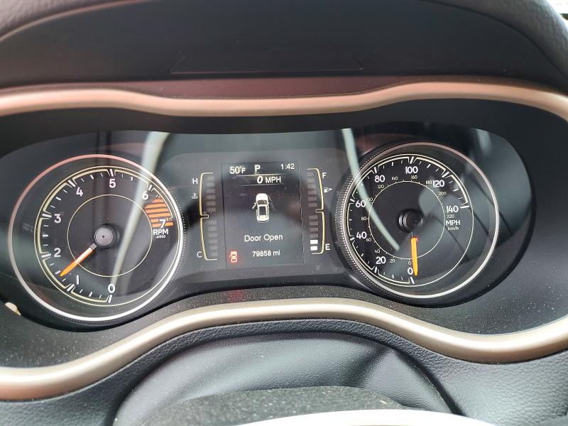 53568216 :رقم المزاد ، 1C4PJLCB1HW643928 vin ، 2017 Jeep Cherokee مزاد بيع