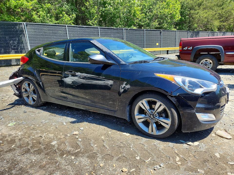Продажа на аукционе авто 2016 Hyundai Veloster, vin: KMHTC6AD6GU285407, номер лота: 53272016