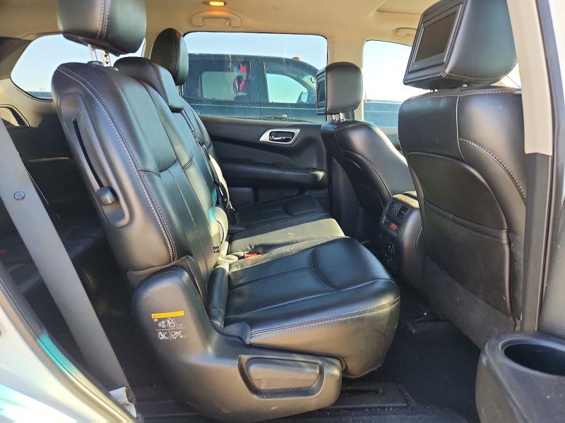 2015 Nissan Pathfinder მანქანა იყიდება აუქციონზე, vin: 5N1AR2MM3FC634778, აუქციონის ნომერი: 52807836