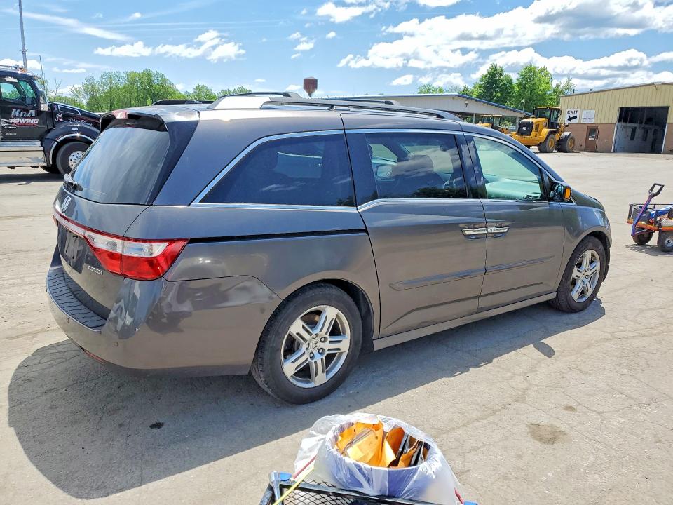 55149046 :رقم المزاد ، 5FNRL5H94BB023302 vin ، 2011 Honda Odyssey مزاد بيع