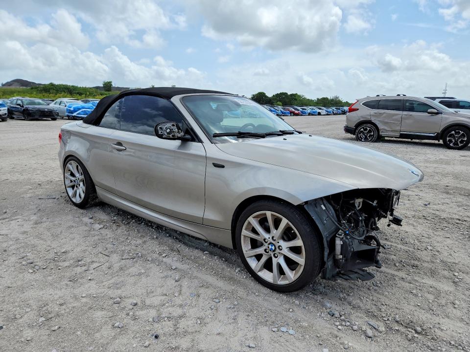 2010 Bmw 135 მანქანა იყიდება აუქციონზე, vin: WBAUN9C54AVK41771, აუქციონის ნომერი: 55153236
