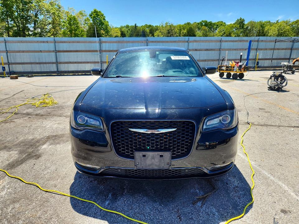 Aukcja sprzedaży 2018 Chrysler 300, vin: 2C3CCABG3JH262150, numer aukcji: 51905666