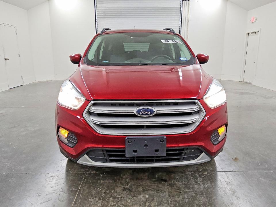 2018 Ford Escape მანქანა იყიდება აუქციონზე, vin: 1FMCU9GD4JUB38645, აუქციონის ნომერი: 52131816