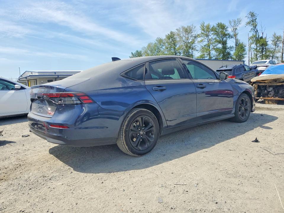 52205236 :رقم المزاد ، 1HGCY1F45SA031569 vin ، 2025 Honda Accord مزاد بيع