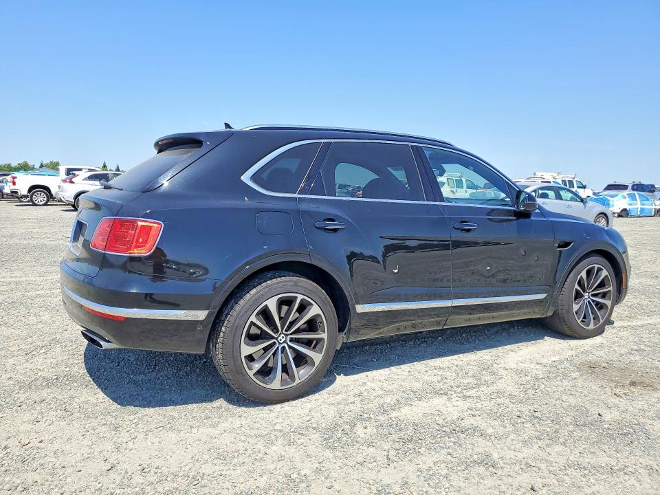 Продажа на аукционе авто 2017 Bentley Bentayga, vin: SJAAC2ZV5HC016003, номер лота: 54534776