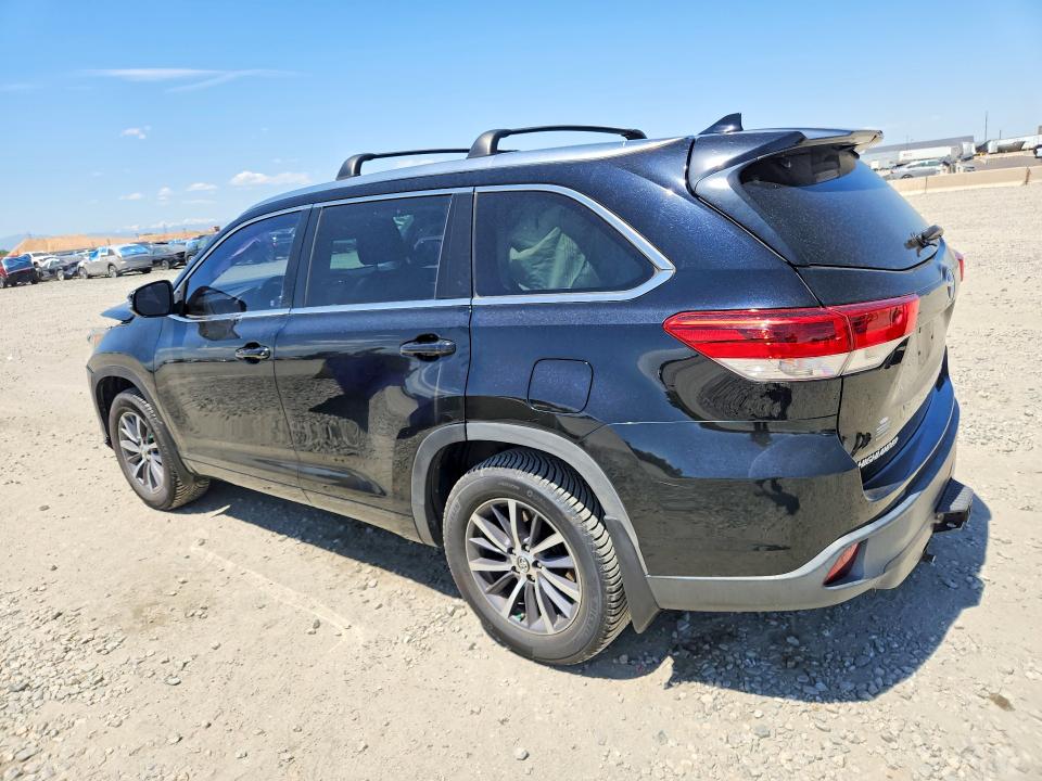 53900986 :رقم المزاد ، 5TDJZRFH1JS829492 vin ، 2018 Toyota Highlander مزاد بيع