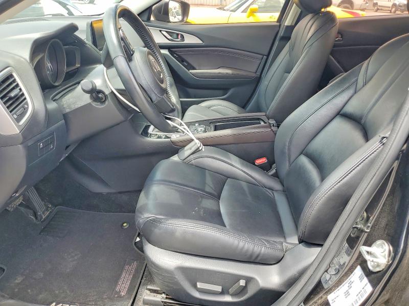 55235516 :رقم المزاد ، 3MZBN1V3XJM257987 vin ، 2018 Mazda 3 مزاد بيع