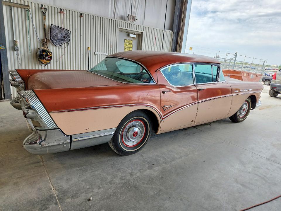 53095536 :رقم المزاد ، 5D4036018 vin ، 1957 Buick Riviera مزاد بيع
