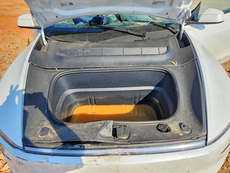 54204406 :رقم المزاد ، 7SAYGDED1TA431518 vin ، 2026 Tesla Model Y مزاد بيع