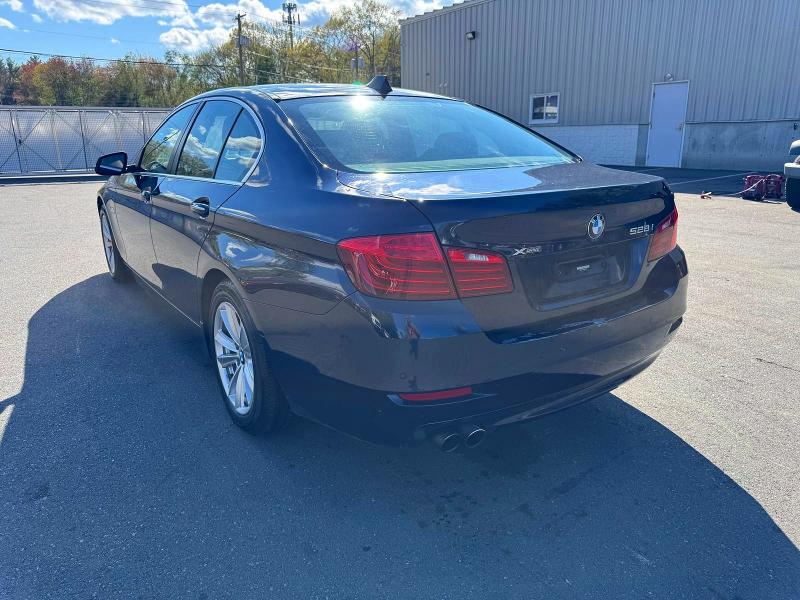 53314806 :رقم المزاد ، WBA5A7C55ED619466 vin ، 2014 Bmw 528 مزاد بيع