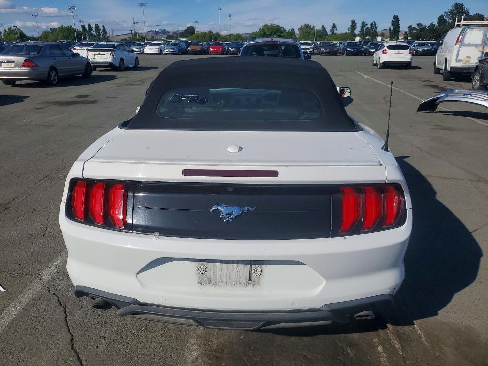 2020 Ford Mustang მანქანა იყიდება აუქციონზე, vin: 1FATP8UH0L5136584, აუქციონის ნომერი: 55076406