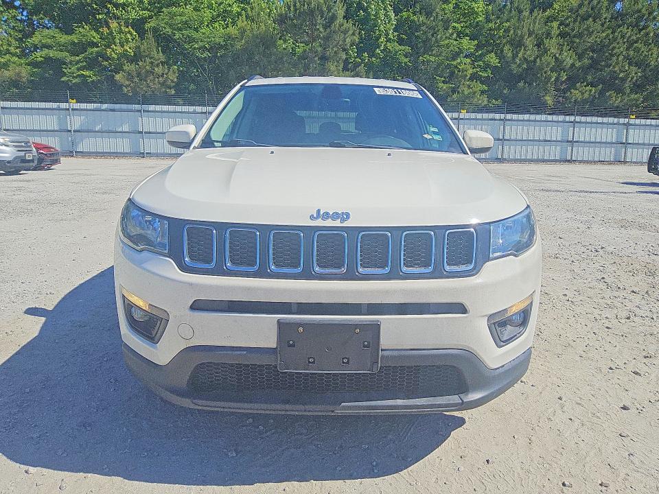 2018 Jeep Compass მანქანა იყიდება აუქციონზე, vin: 3C4NJCBB2JT301800, აუქციონის ნომერი: 53011806