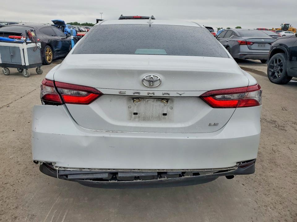 Продажа на аукционе авто 2022 Toyota Camry, vin: 4T1C11AK4NU046832, номер лота: 52700236