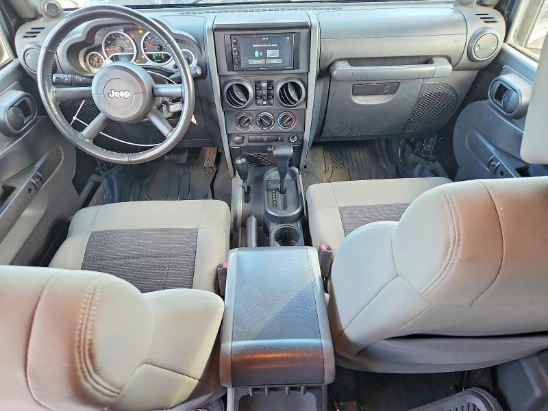 2010 Jeep Wrangler Unlimited მანქანა იყიდება აუქციონზე, vin: 1J4HA3H10AL166558, აუქციონის ნომერი: 55613856