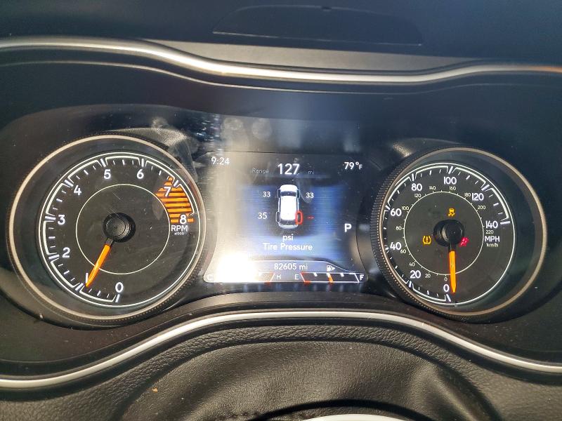 54228056 :رقم المزاد ، 1C4PJMDX9KD393910 vin ، 2019 Jeep Cherokee مزاد بيع