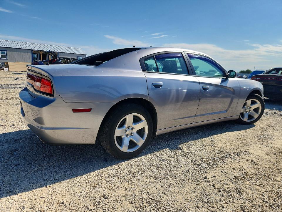 53003506 :رقم المزاد ، 2C3CDXAT2DH593692 vin ، 2013 Dodge Charger مزاد بيع