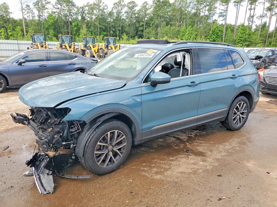 Auction sale of the 2020 Volkswagen Tiguan, vin: 3VV2B7AX7LM135471, lot number: 53942056