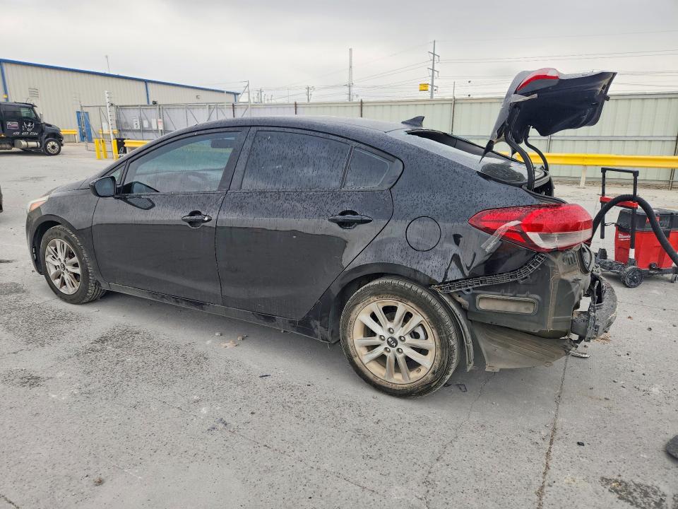 2017 Kia Forte მანქანა იყიდება აუქციონზე, vin: 3KPFL4A72HE067660, აუქციონის ნომერი: 54477766