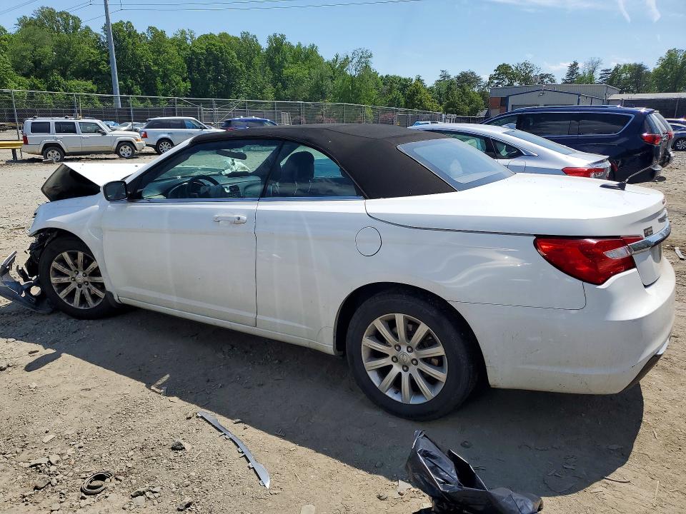 Продажа на аукционе авто 2013 Chrysler 200, vin: 1C3BCBEB3DN526738, номер лота: 53764986