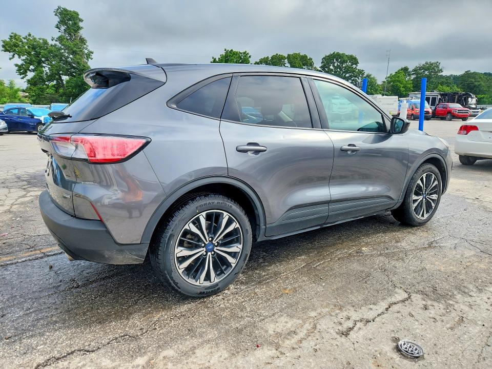 Продажа на аукционе авто 2022 Ford Escape, vin: 1FMCU0BZ4NUB07593, номер лота: 54302056