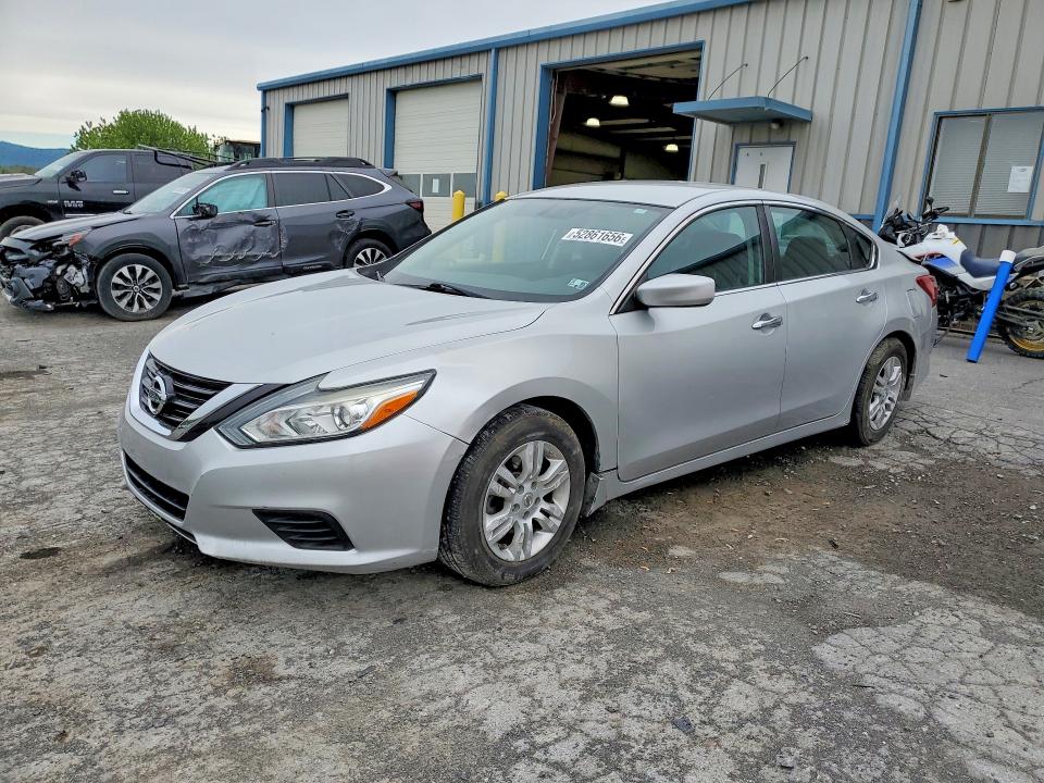 52861656 :رقم المزاد ، 1N4AL3AP4JC103212 vin ، 2018 Nissan Altima مزاد بيع