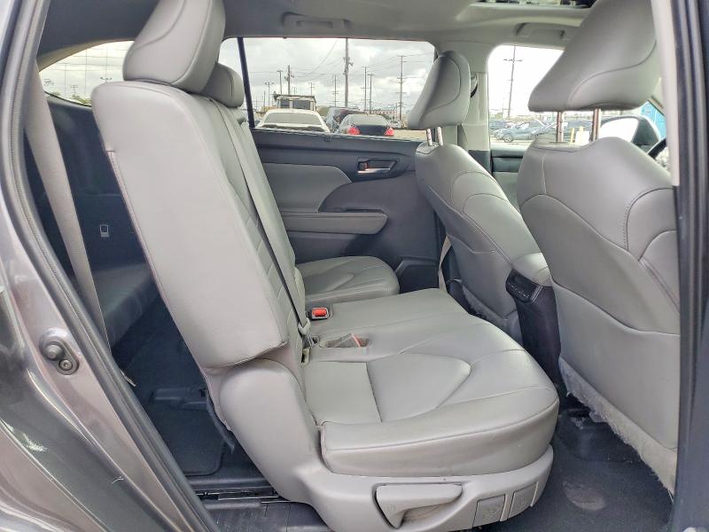 55172066 :رقم المزاد ، 5TDKBRCH1PS566149 vin ، 2023 Toyota Highlander Hybrid مزاد بيع