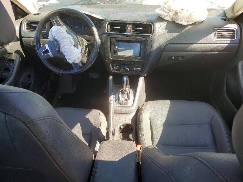 53001876 :رقم المزاد ، 3VWDZ7AJ2BM318626 vin ، 2011 Volkswagen Jetta مزاد بيع