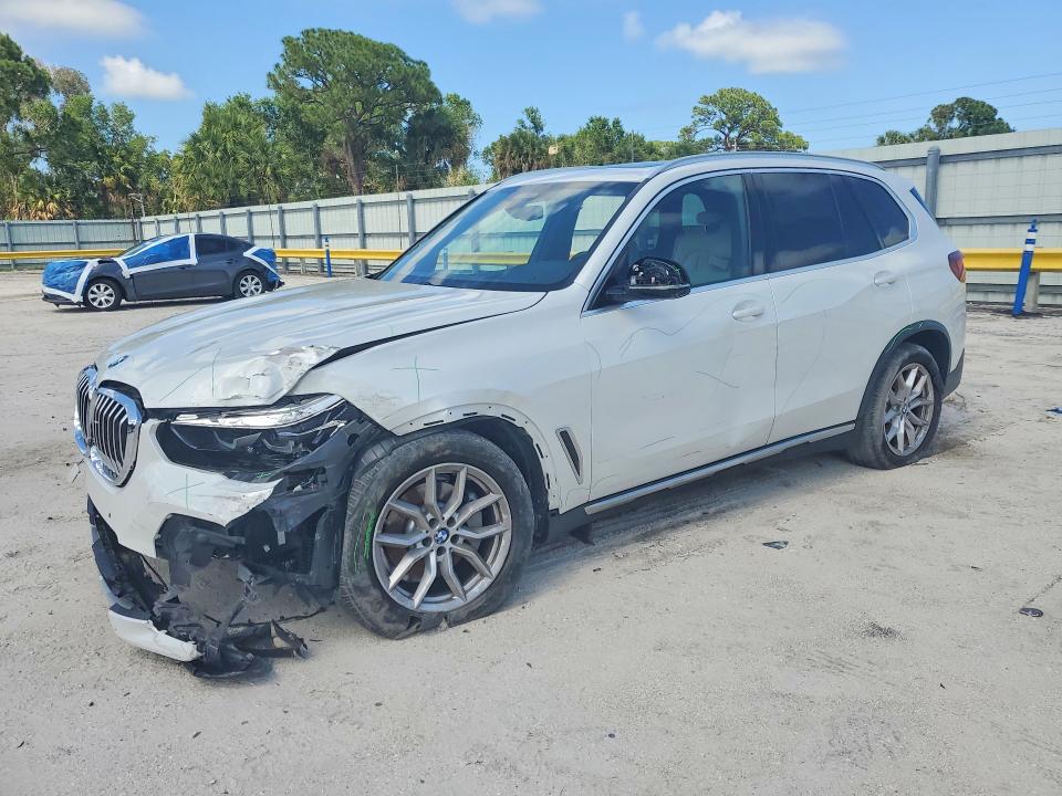 Продажа на аукционе авто 2021 Bmw X5, vin: 5UXCR6C06M9F73313, номер лота: 53617876