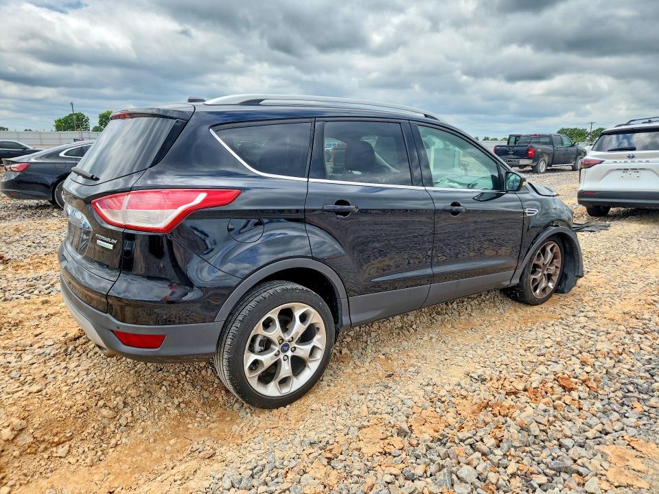 Auction sale of the 2016 Ford Escape, vin: 1FMCU0J91GUA38995, lot number: 54317796
