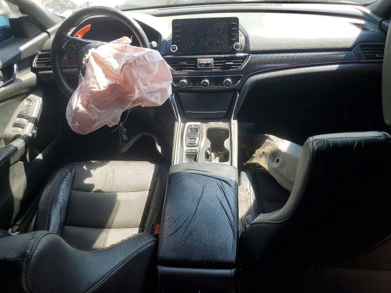 54156426 :رقم المزاد ، 1HGCV2F31JA008181 vin ، 2018 Honda Accord مزاد بيع