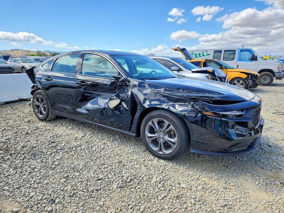 54892866 :رقم المزاد ، 1HGCY1F37RA063280 vin ، 2024 Honda Accord مزاد بيع