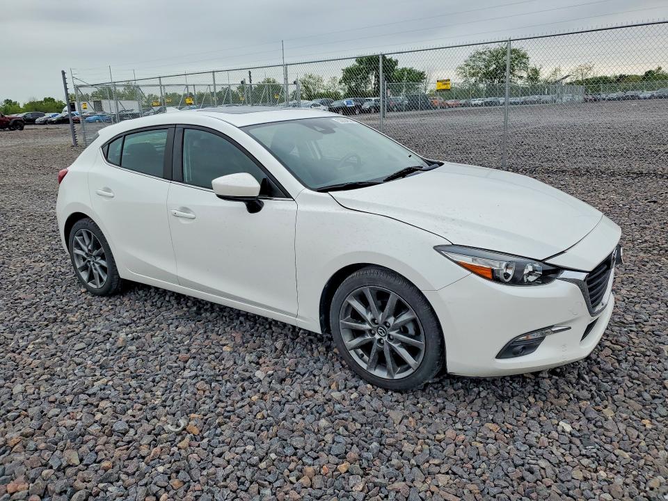 Продаж на аукціоні авто 2018 Mazda 3, vin: 3MZBN1L33JM223991, номер лоту: 53834526