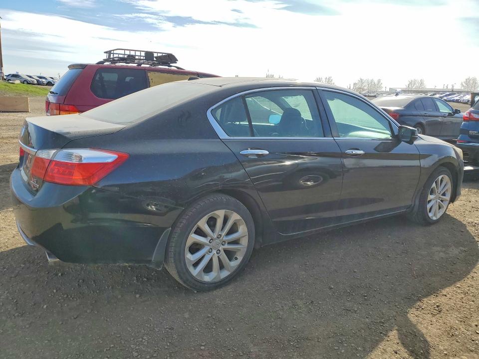 2014 Honda Accord მანქანა იყიდება აუქციონზე, vin: 1HGCR3F91EA800402, აუქციონის ნომერი: 51720126