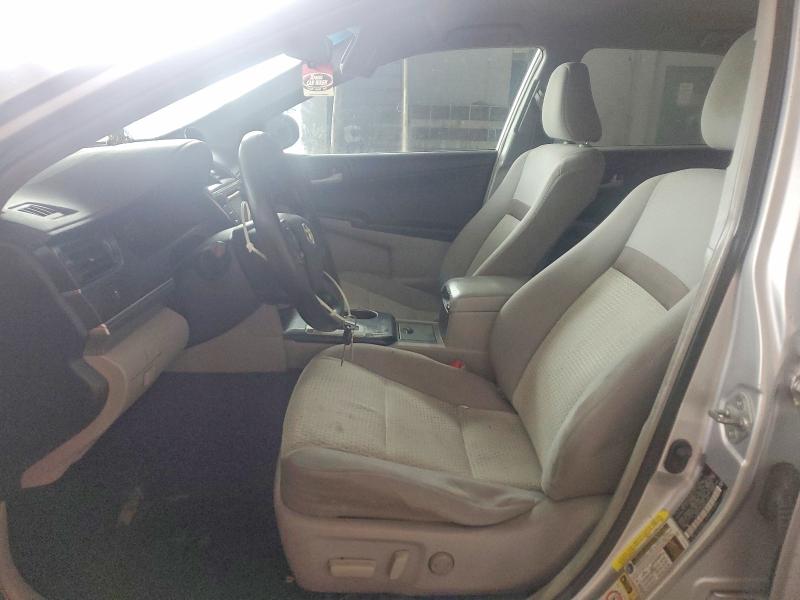 55294606 :رقم المزاد ، 4T4BF1FK0CR214197 vin ، 2012 Toyota Camry مزاد بيع
