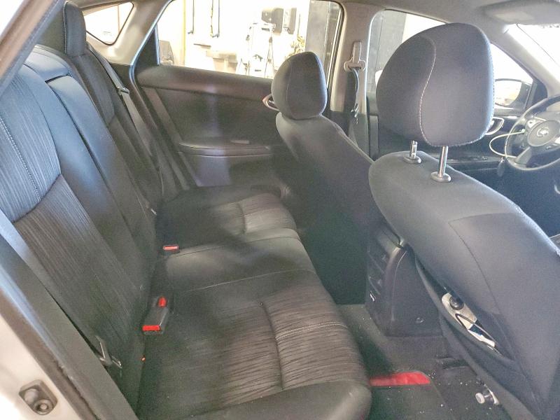 53126936 :رقم المزاد ، 3N1AB7AP1JY284087 vin ، 2018 Nissan Sentra مزاد بيع
