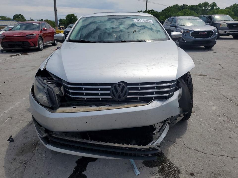 52375906 :رقم المزاد ، 1VWBV7A32FC075332 vin ، 2015 Volkswagen Passat مزاد بيع