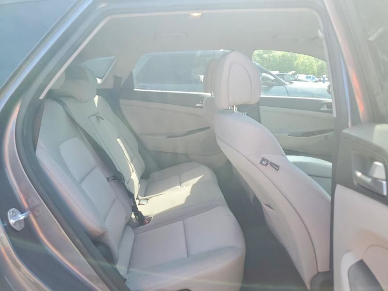 52355836 :رقم المزاد ، KM8J3CAL0JU770615 vin ، 2018 Hyundai Tucson مزاد بيع