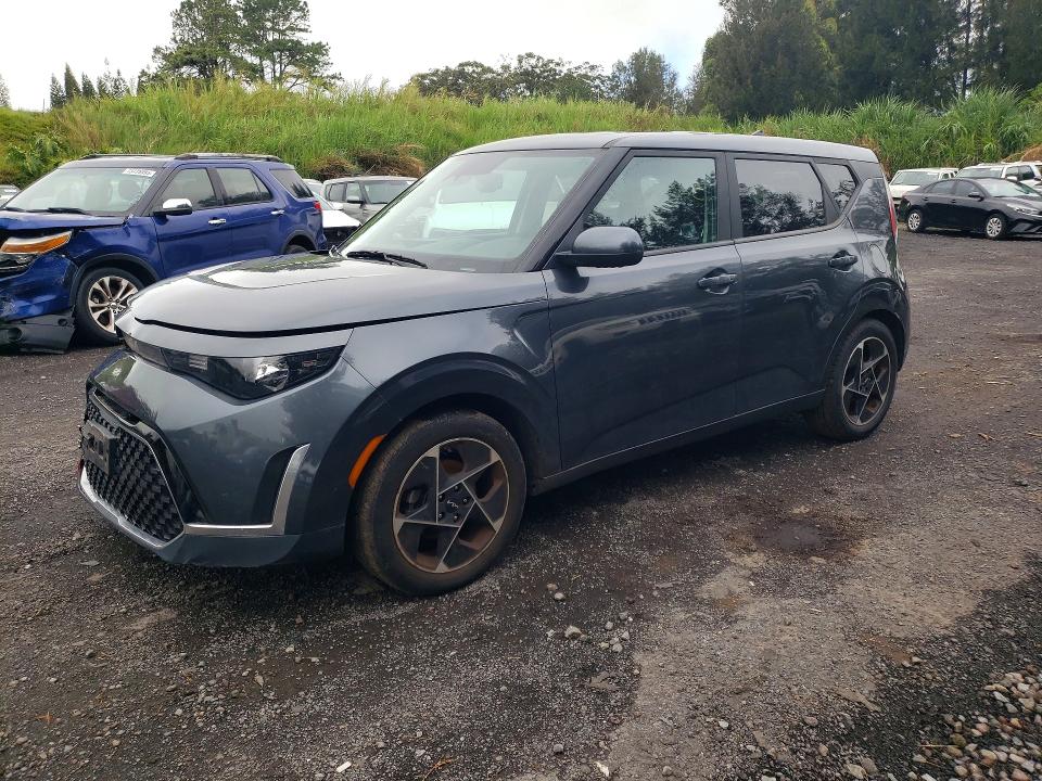 52376416 :رقم المزاد ، KNDJ33AU6P7890438 vin ، 2023 Kia Soul مزاد بيع