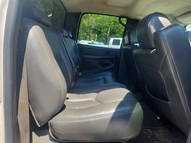 Продаж на аукціоні авто 2004 Chevrolet Silverado, vin: 1GCJC33204F220378, номер лоту: 52736716