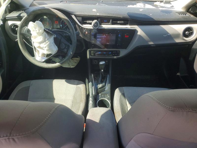 53541766 :رقم المزاد ، 2T1BURHE6JC984585 vin ، 2018 Toyota Corolla مزاد بيع