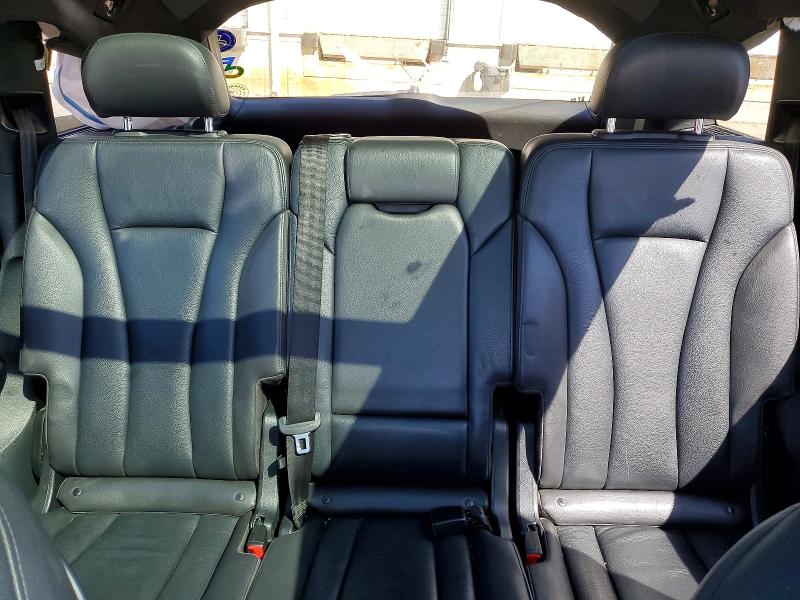 2018 Audi Q7 მანქანა იყიდება აუქციონზე, vin: WA1LAAF74JD040431, აუქციონის ნომერი: 53113466