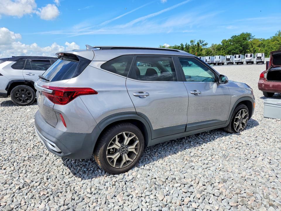 54020136 :رقم المزاد ، KNDERCAA8M7222562 vin ، 2021 Kia Seltos مزاد بيع