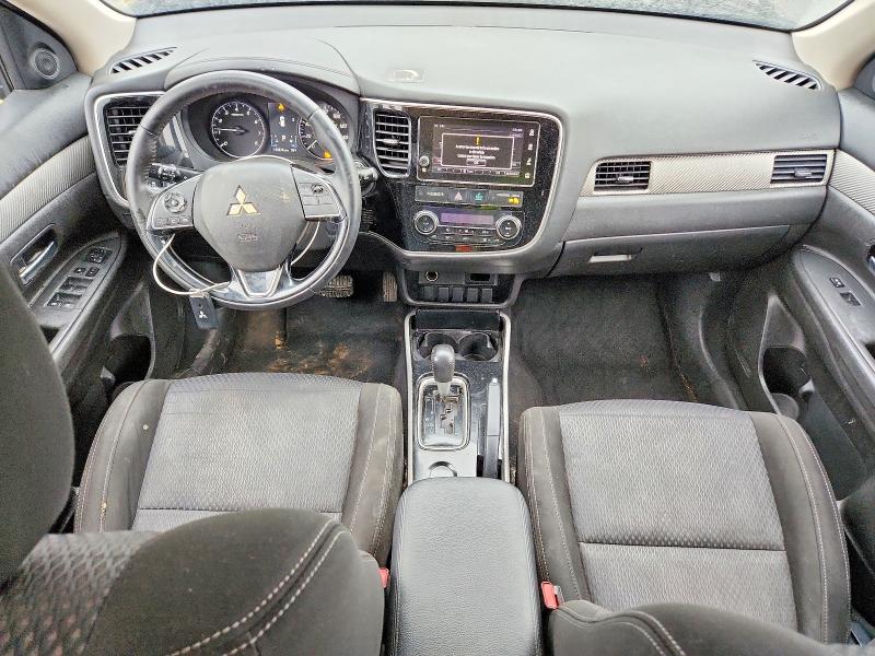 Продаж на аукціоні авто 2018 Mitsubishi Outlander, vin: JA4AD3A36JZ017556, номер лоту: 52689676