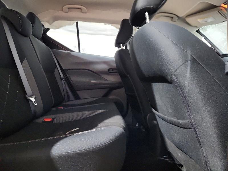 54721036 :رقم المزاد ، 3N1CP5CU8KL564993 vin ، 2019 Nissan Kicks مزاد بيع