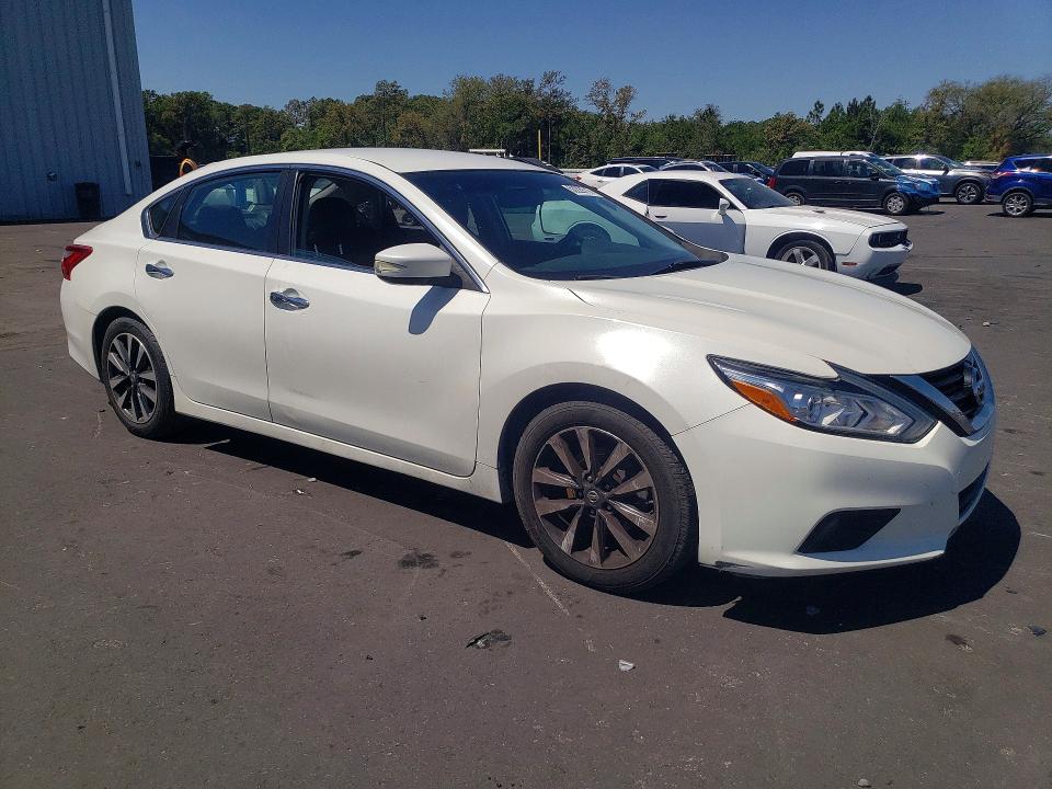 52229716 :رقم المزاد ، 1N4AL3AP6HC170047 vin ، 2017 Nissan Altima مزاد بيع